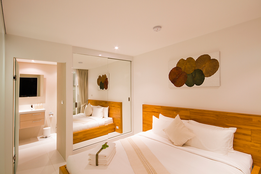 Luxury one bedroom ocean view suite en-suite and bedroom Koh Samui